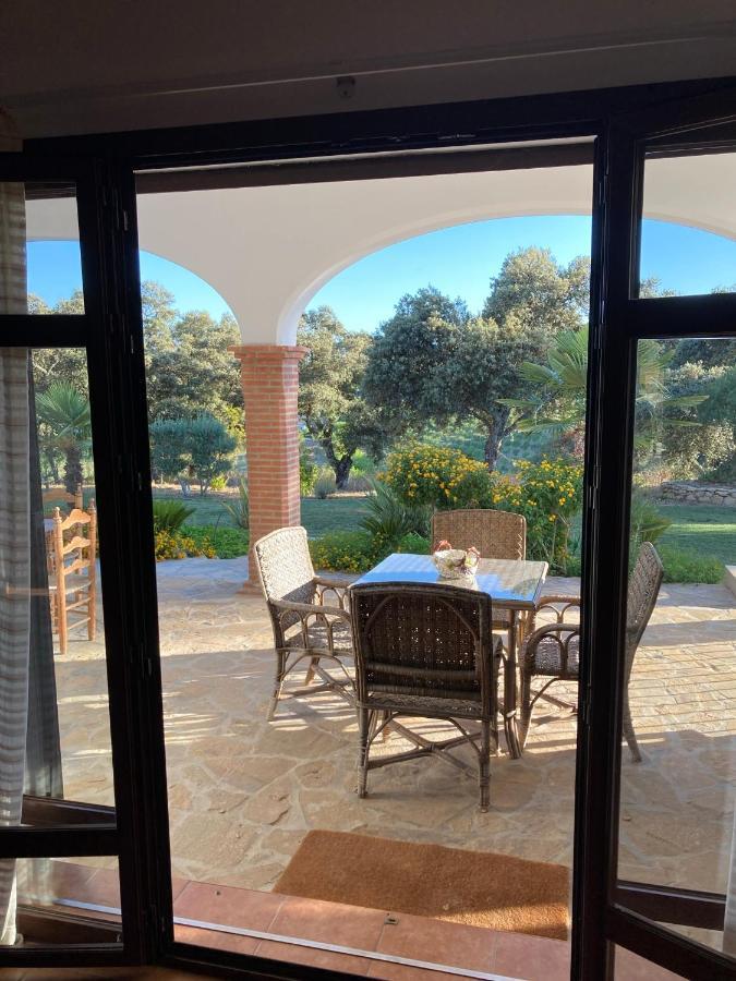 Encinas Villa