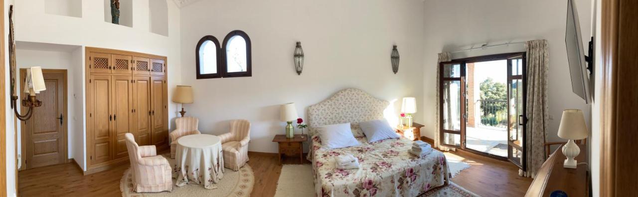 Encinas Villa *